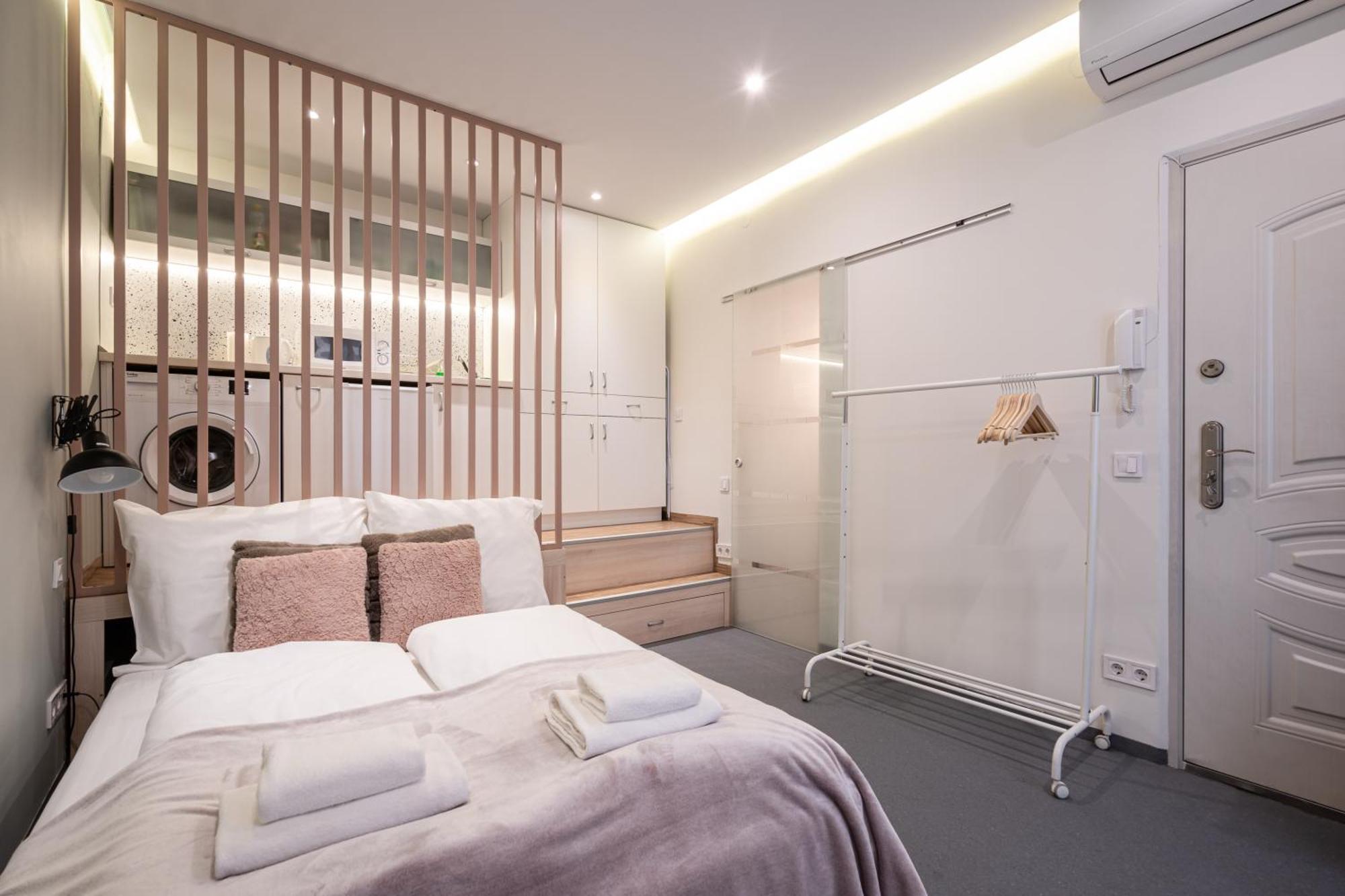 Cozy Little Flat In The City Center Будапеща Екстериор снимка